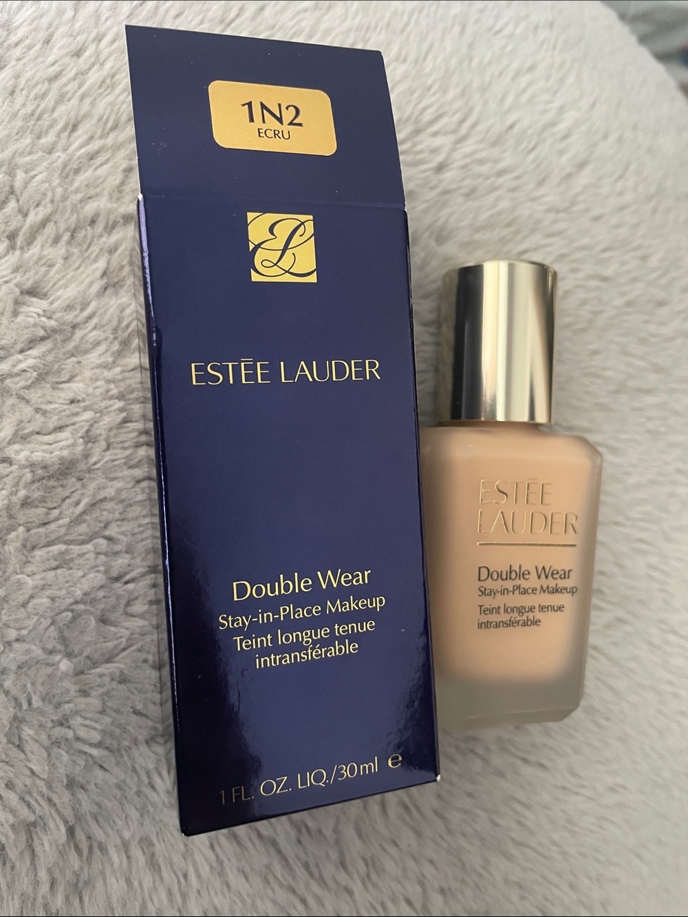 Estee Lauder Double Wear Foundation - Ecru Beige